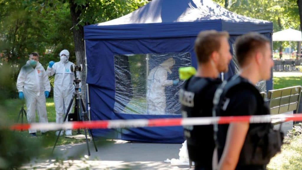 Происшествия: В центре Берлина мужчине дважды выстрелили в голову: подробности хладнокровного убийства