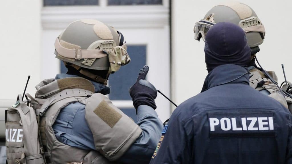 Общество: Германия бессильна простив организованной преступности