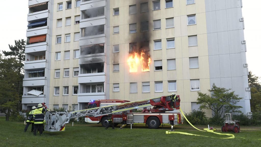 Происшествия: Опасные устройства: в мюнхенской квартире загорелся электросамокат
