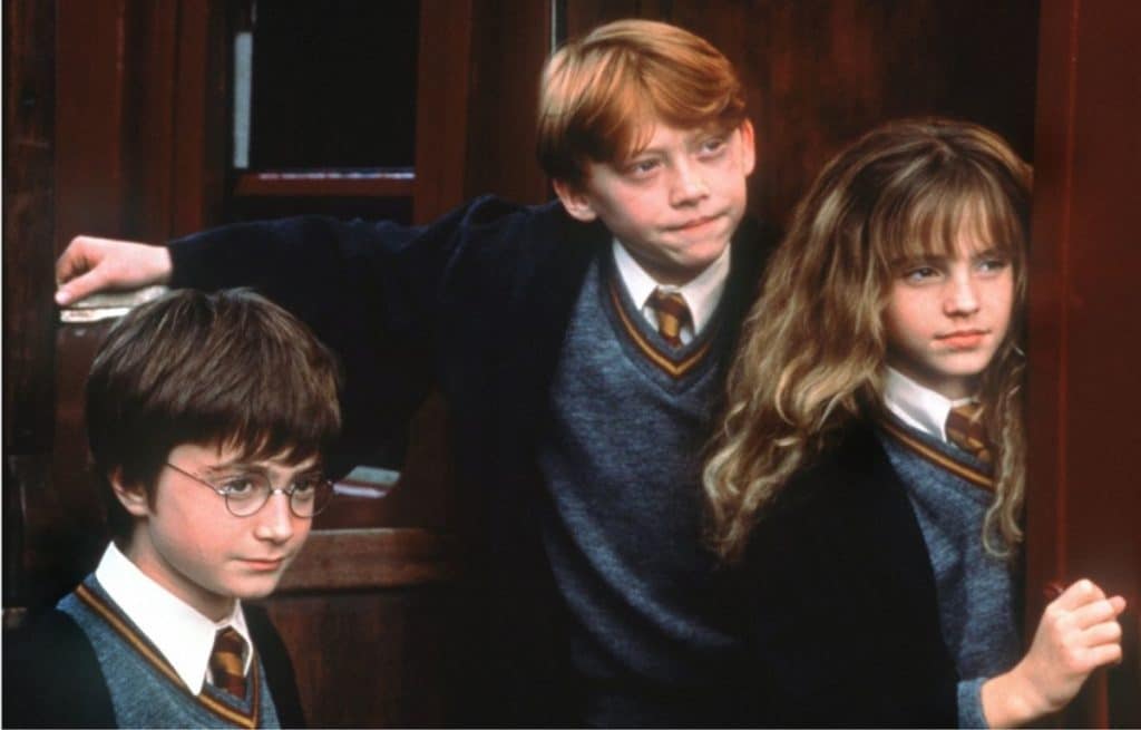 Отовсюду обо всем: По совету экзорцистов католическая школа запретила читать своим ученикам «Гарри Поттера»