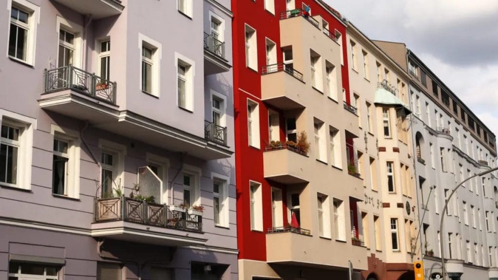Общество: Покупка и аренда жилья: зарплаты выросли на несколько сотен евро, а квартиры подорожали на несколько тысяч