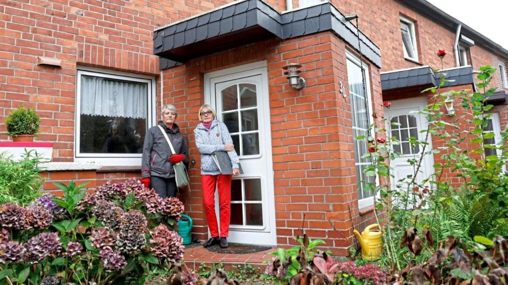 Общество: Социальные службы в Гамбурге заперли в доме пенсионерку