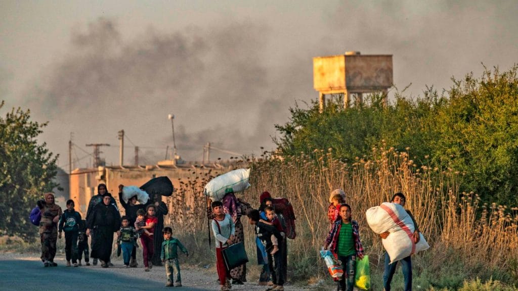 Политика: Эрдоган грозится отправить в Европу 3,6 млн беженцев