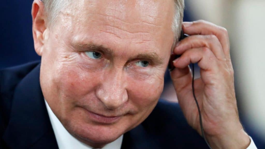 Отовсюду обо всем: Путин отключает Россию от мирового интернета