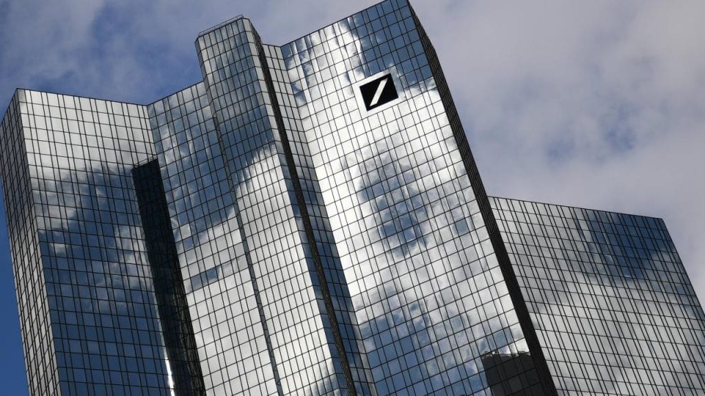 Общество: Deutsche Bank сокращает рабочие места: 9 тыс. немцев станут безработными