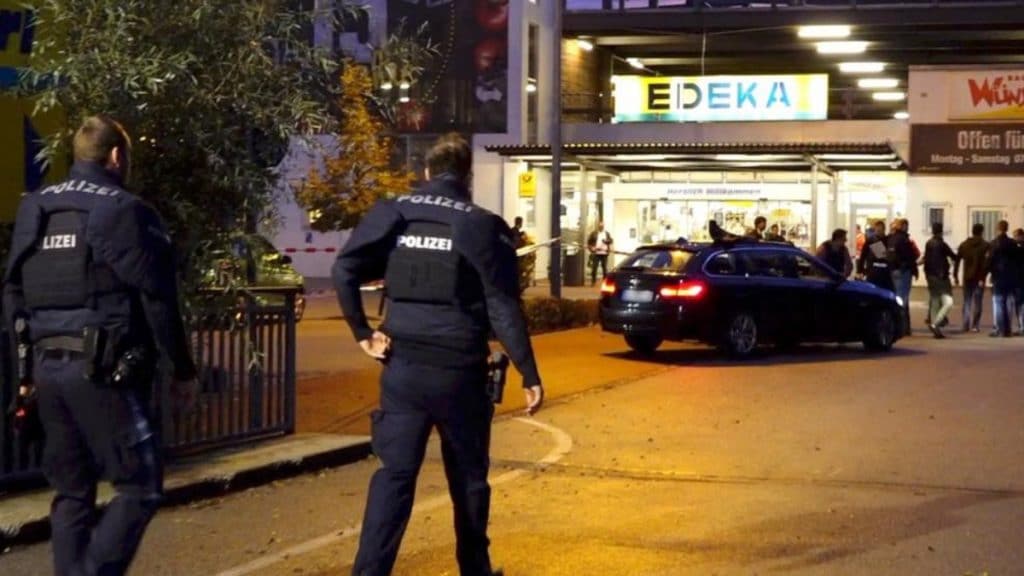 Происшествия: Бавария: на парковке супермаркета Edeka застрелили мужчину