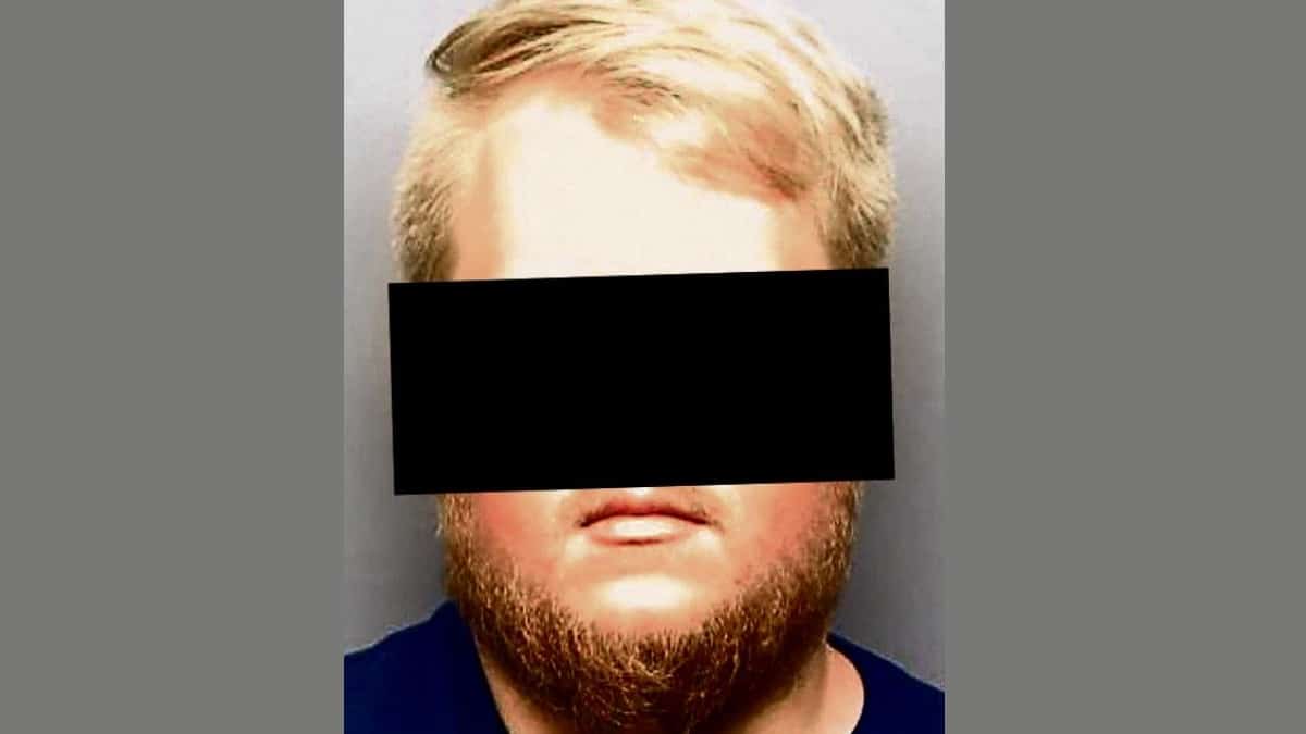 Учитель из Баден-Вюртемберга изнасиловал 14-летнюю