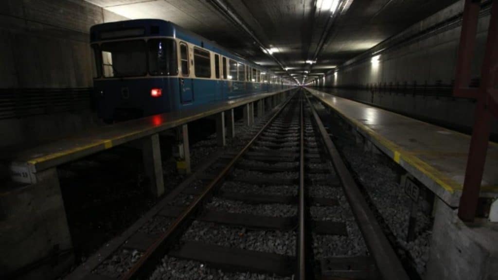 Общество: Где находится и для чего предназначена секретная станция мюнхенского метро?