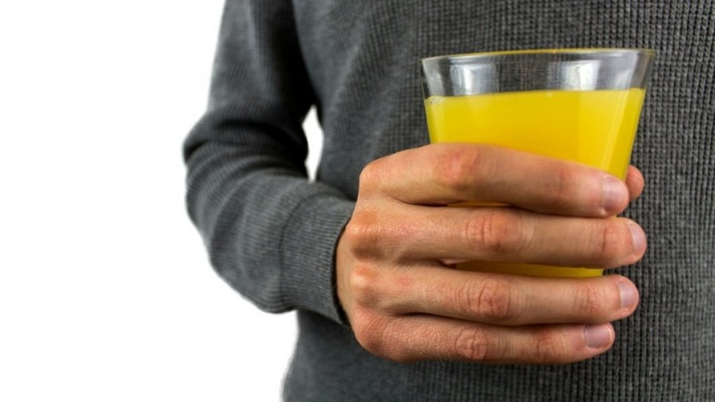 Здоровье: Эти три напитка немедленно спасут вас от изжоги