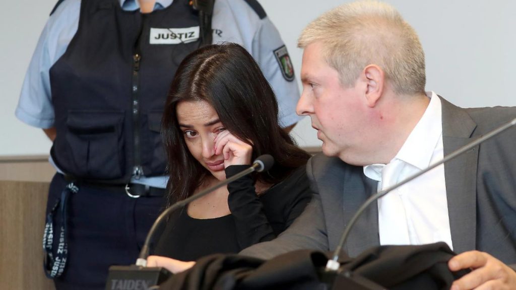 Происшествия: Блогер выдавала себя за косметолога и обманом заработала €1,3 млн