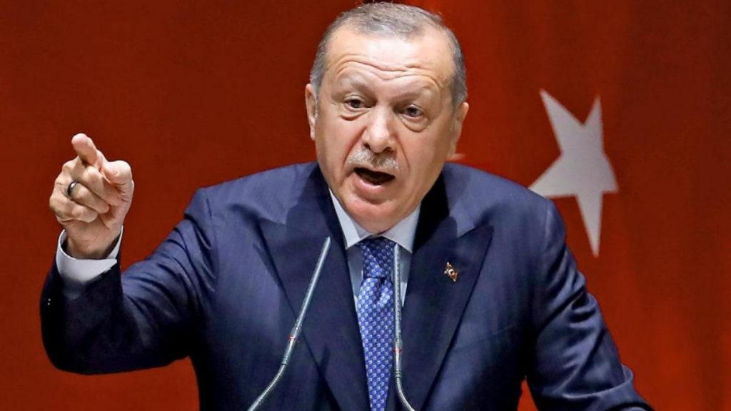 Политика: Последствия конфликтов и наступления: Евросоюз на 75% сократил финансовую помощь Турции