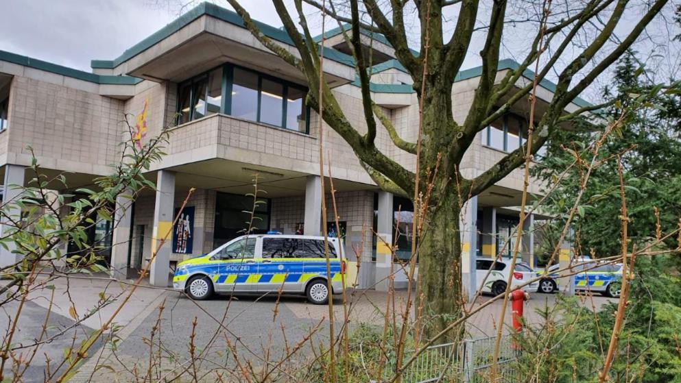 Происшествия: Несколько школ в Северном Рейне-Вестфалии получили письма с угрозами
