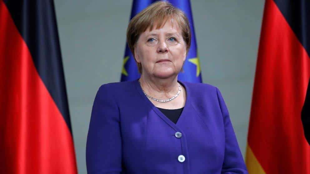Политика: Меркель – это Германия, а не человек. Почему так сложно свергнуть политических гигантов?
