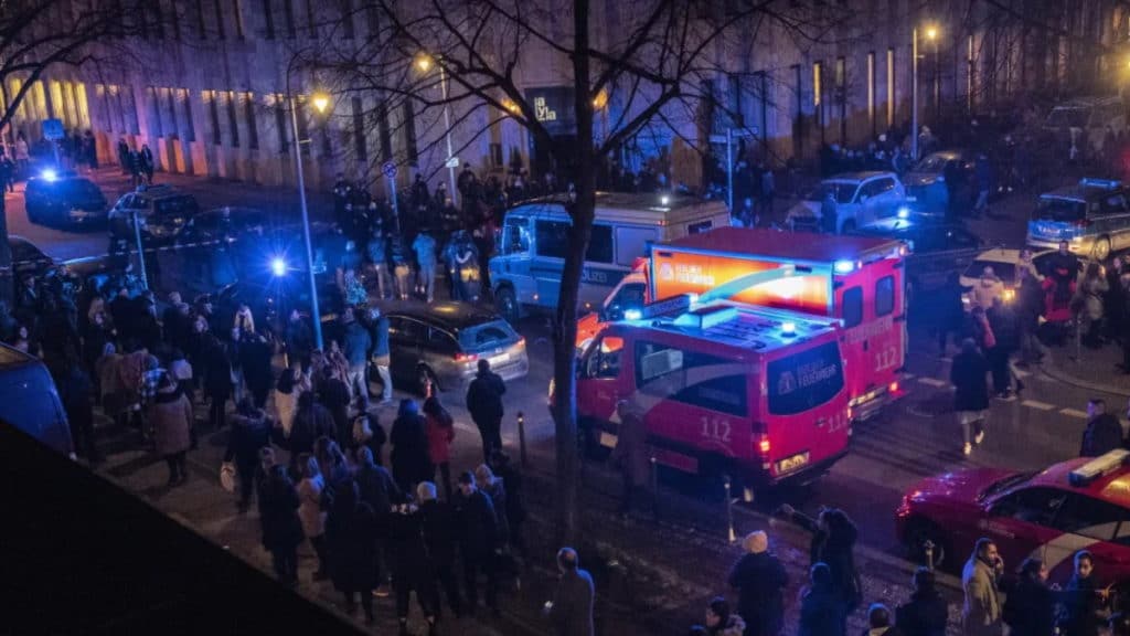 Происшествия: Убийство в центре Берлина: подозреваемые сбежали, но вскоре сами обратились за медицинской помощью