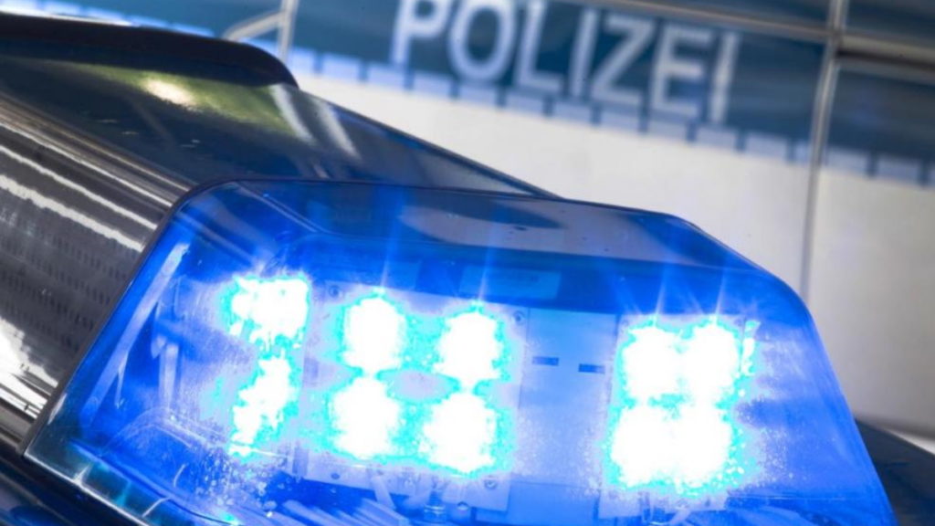 Происшествия: Бавария: в припаркованном автомобиле обнаружили трупы двух маленьких детей