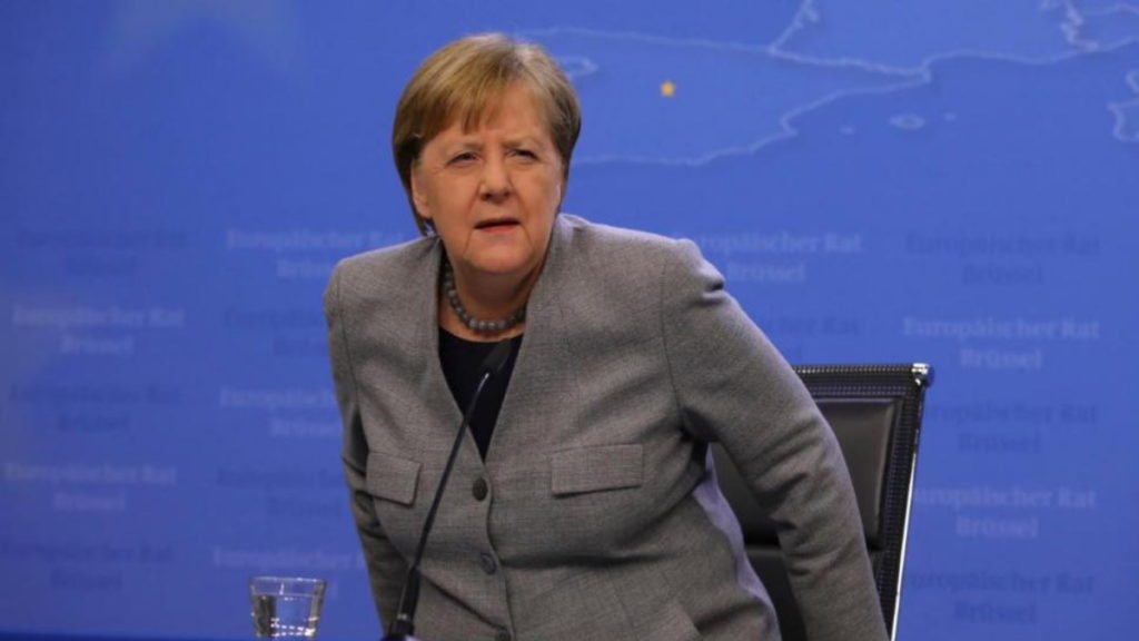 Политика: 16 лет на должности: большая часть немцев не хочет, чтобы Меркель и дальше оставалась канцлером Германии