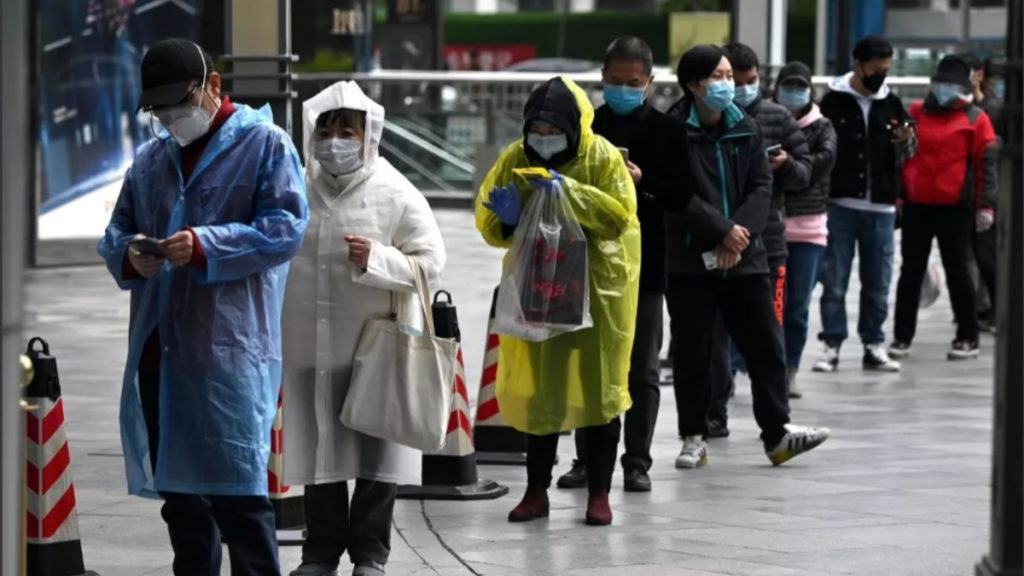 Отовсюду обо всем: Жертв оказалось намного больше: в Китае начали выдавать прах умерших от коронавируса