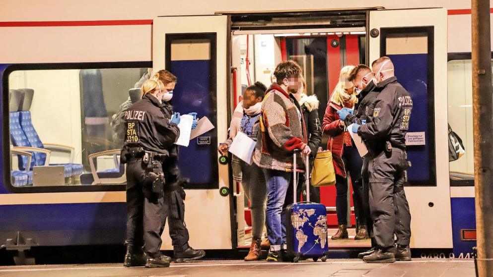 Общество: Коронавирус парализует в Германии движение поездов, автобусов и самолетов