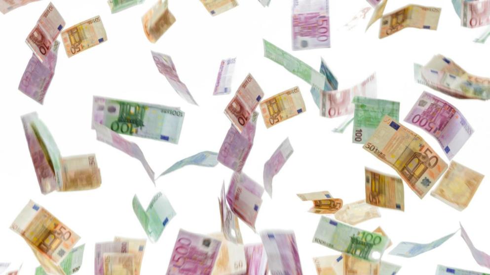 Деньги: Борьба с экономическими последствиями коронавируса: €1 000 компенсации каждому немцу