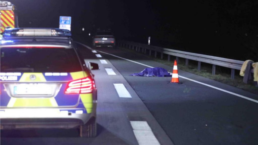 Происшествия: Тюрингия: мужчина сбил человека и оставил его лежать на автобане