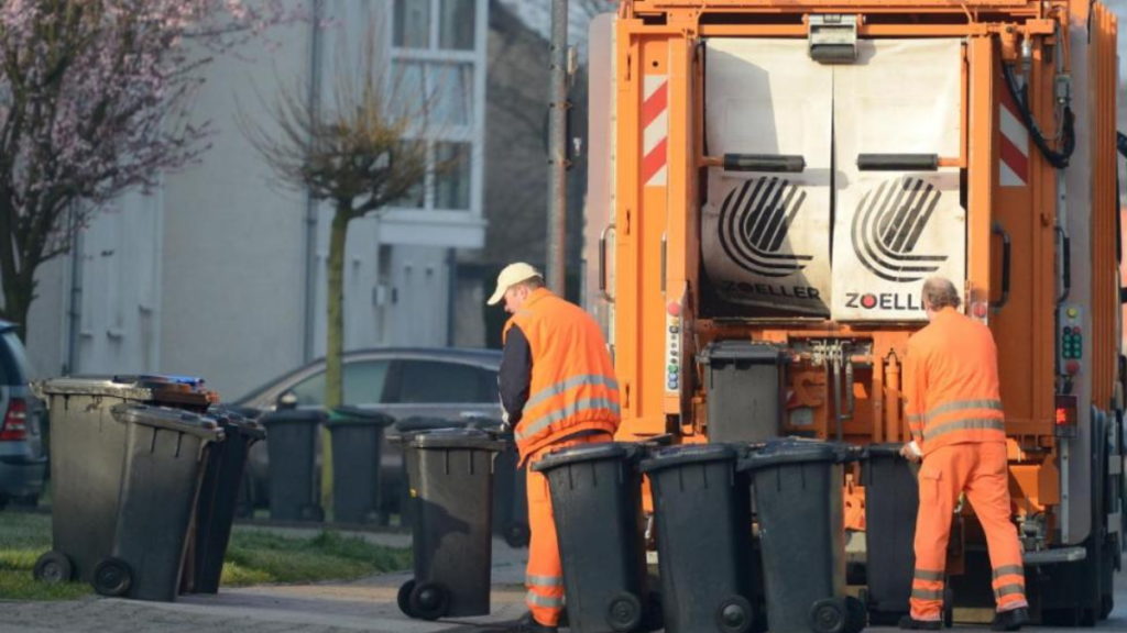 Деньги: Где и сколько в Германии платят за водоснабжение и вывоз мусора?