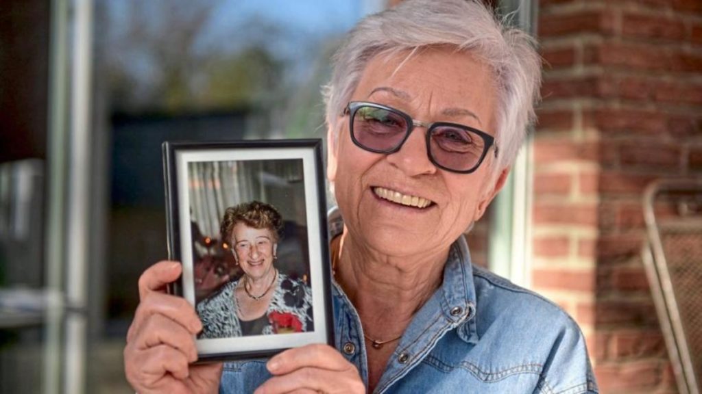 Общество: 101-летняя пенсионерка сбежала с дома для престарелых, чтобы поздравить дочь с днем рождения