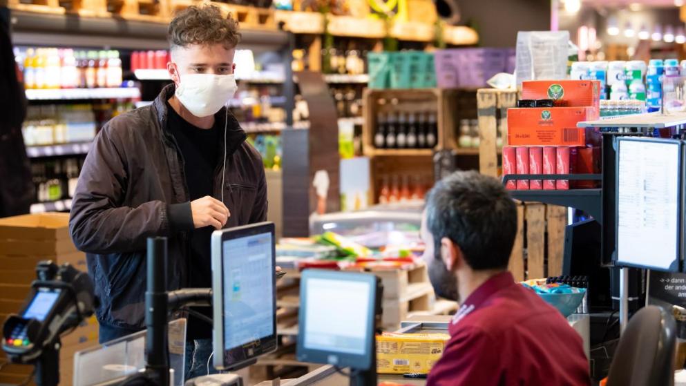 Здоровье: Немецкий вирусолог: «Риск заражения коронавирусом в супермаркетах нулевой»