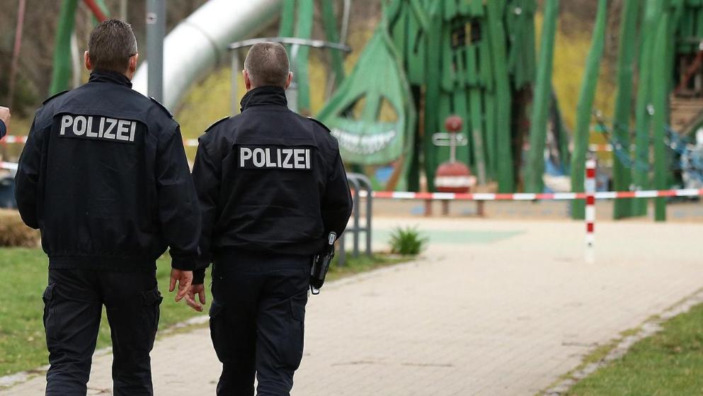 Деньги: Герои коронакризиса: сколько зарабатывают полицейские в Германии