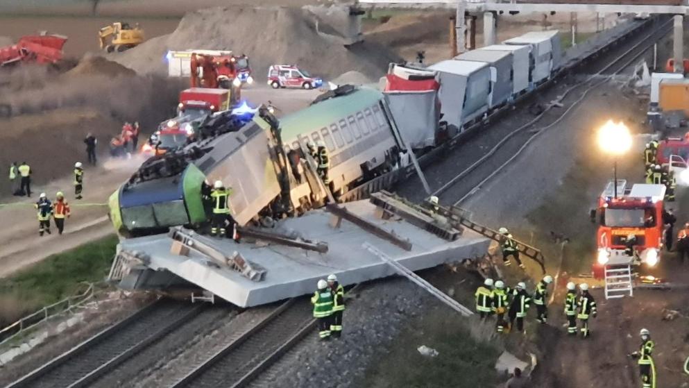 Происшествия: В Баден-Вюртемберге поезд врезался в бетонную плиту: один погибший, несколько раненных