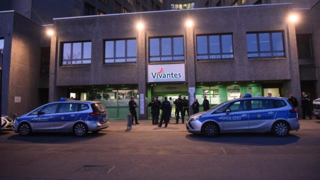 Общество: Берлин: в больнице умерла мать главы клана Реммо. Десятки полицейских дежурят у входа, опасаясь беспорядков