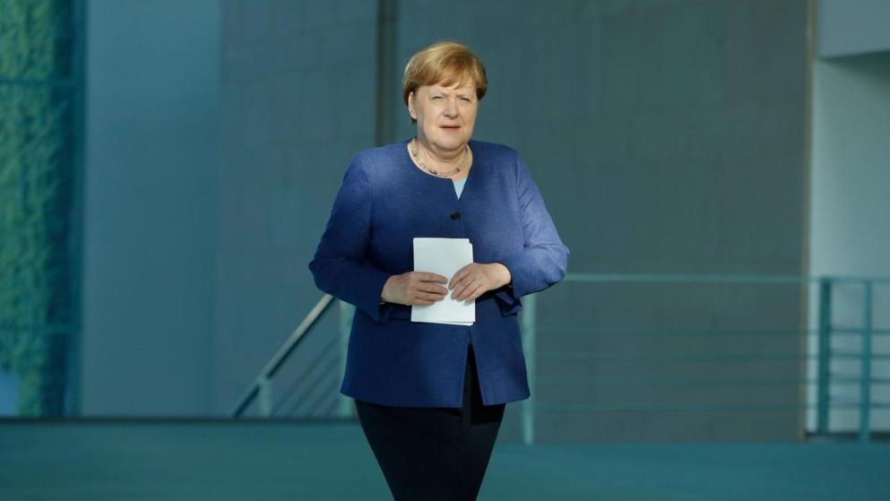 Политика: Меркель обратилась к жителям Германии: «Повышения налогов не будет!»