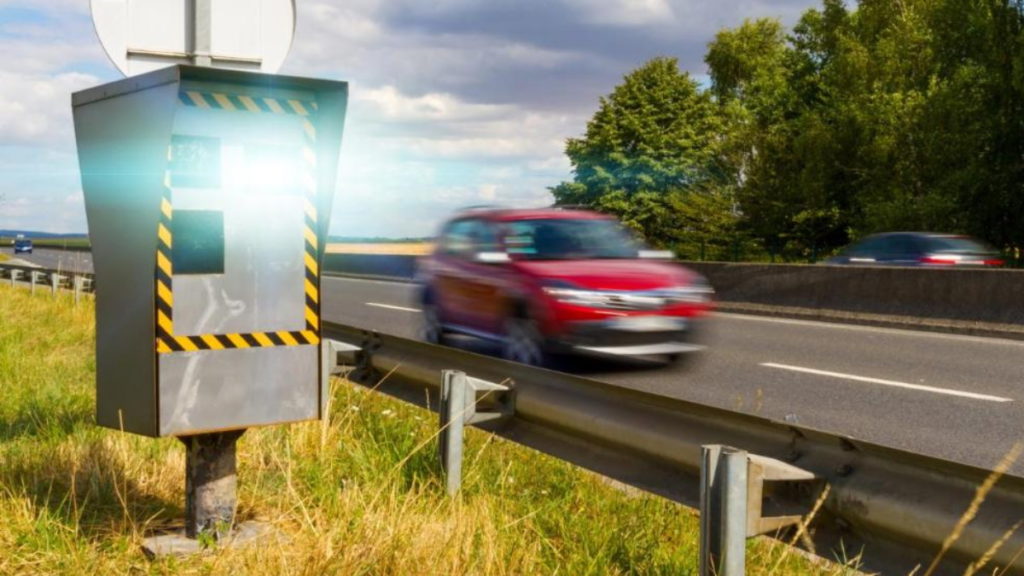 Закон и право: Как избежать запрета на вождение, если вы нарушили новые правила дорожного движения