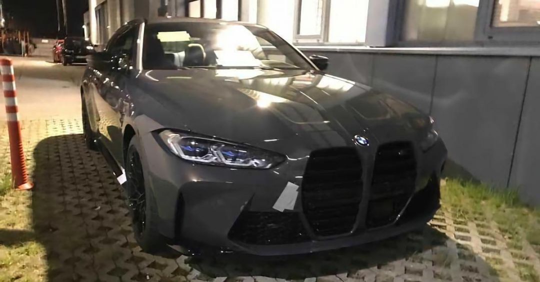 Новую BMW M4 сфотографировали без камуфляжа