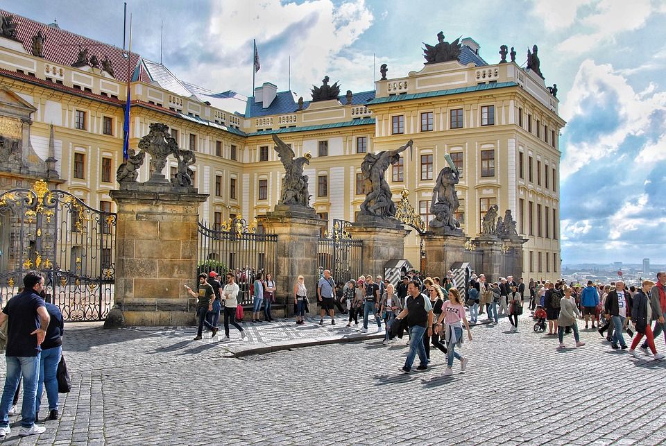 Мировая пресса: Скандал с дипломатами в Праге показал «важнейшую трудность» Чехии