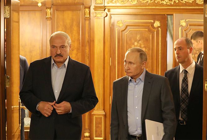 Мировая пресса: Эксперт: накануне выборов Лукашенко может пойти на сделку с Кремлем
