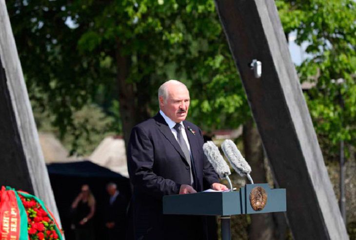 Мировая пресса: Лукашенко: Беларусь не допустит возрождения идей нацизма