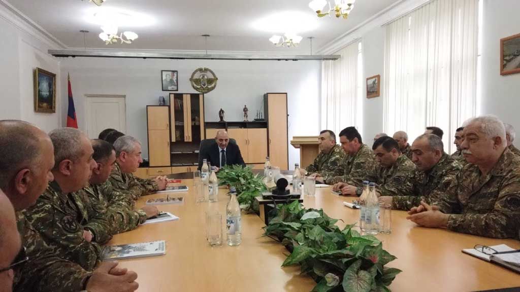 Мировая пресса: В Нагорном Карабахе идёт чистка среди военных