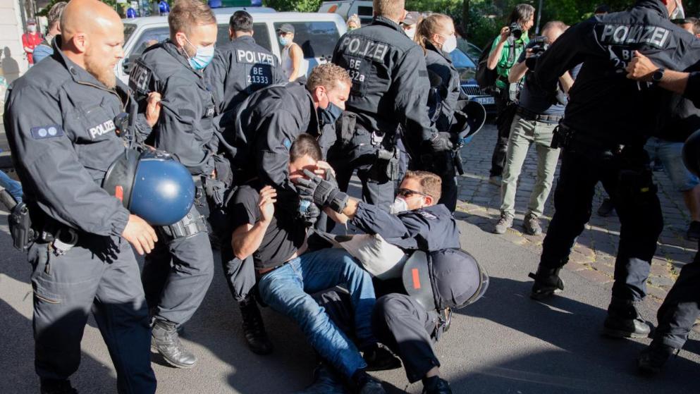 Происшествия: Демонстрация в Берлине закончилась массовыми арестами