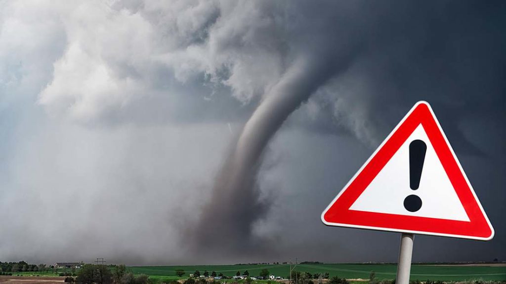 Погода: В Германию идет непогода: метеорологи предупреждают о высоком уровне опасности торнадо