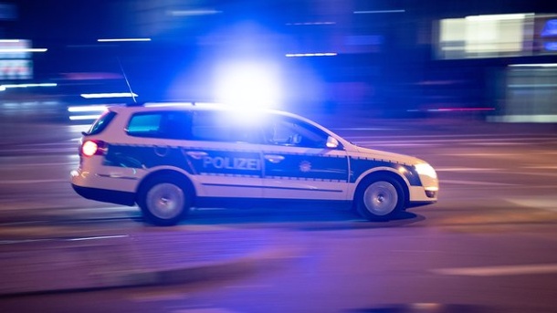 Происшествия: В Северном Рейне-Вестфалии отец набросился с мачете на сына