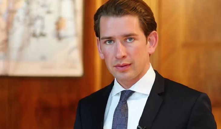 Австрийский канцлер призвал ограничить миграцию - фото