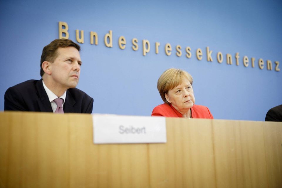 Мировая пресса: В пресс-службе канцлера Германии работал иностранный шпион