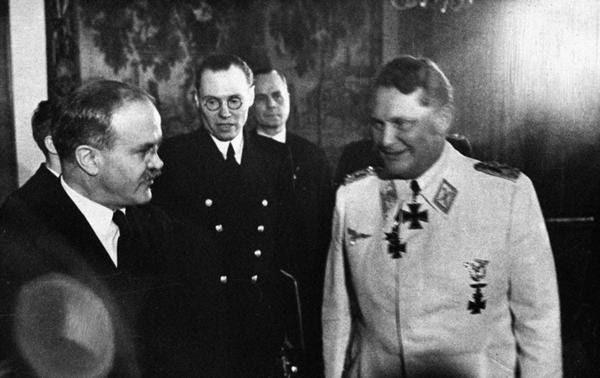 Как Сталин хотел договориться о мире с Гитлером в разгар Великой Отечественной