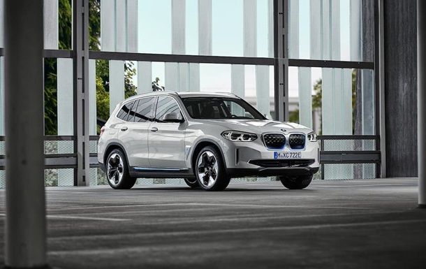 Мировая пресса: Представлен серийный электро кроссовер BMW iX3