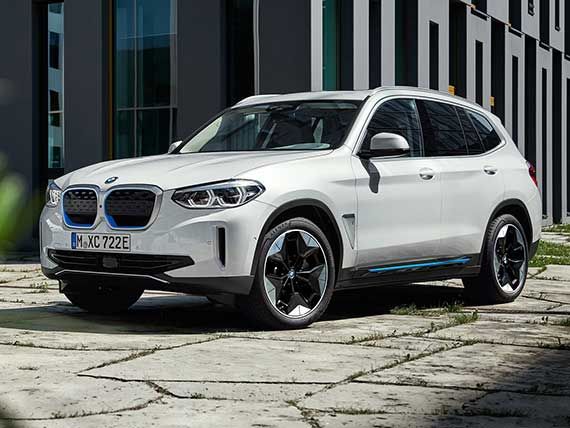 BMW начинает наступление электромобилей с iX3