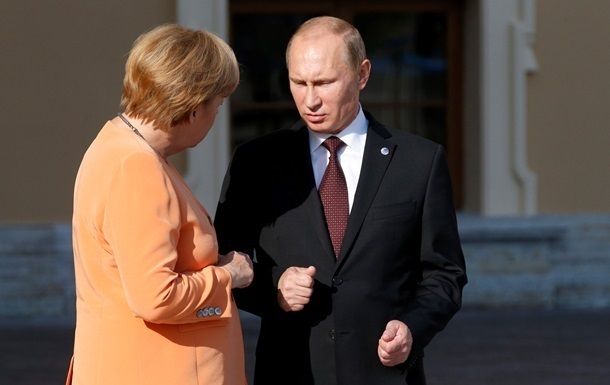 Мировая пресса: Меркель обсудила с Путиным Украину