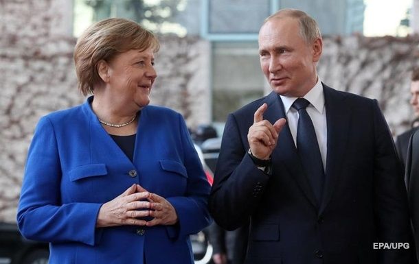 Мировая пресса: Путин заявил Меркель о контрпродуктивности Киева