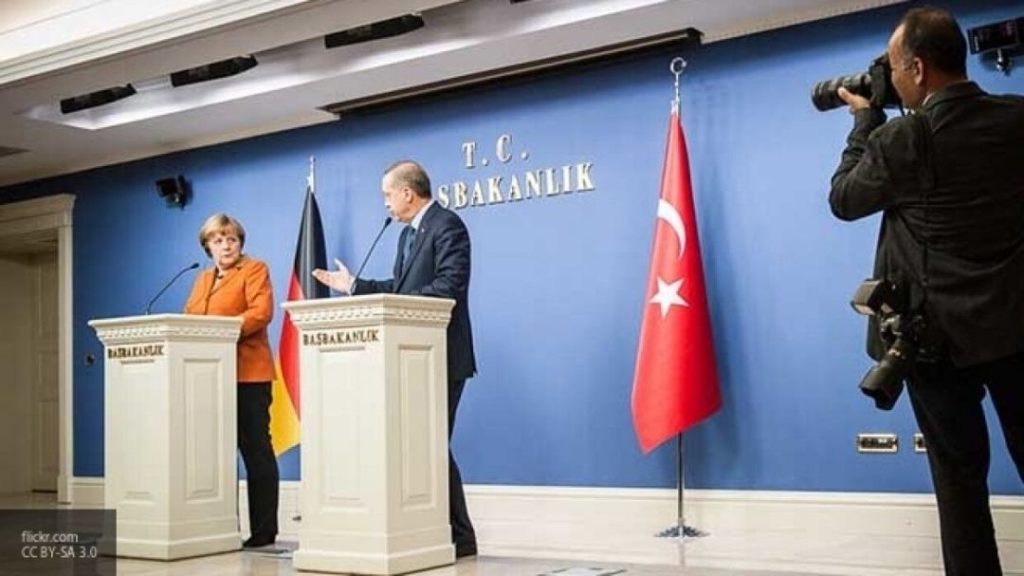 Мировая пресса: Эрдоган и Меркель обсудили ситуацию в Ливии и Сирии в ходе телефонного разговора
