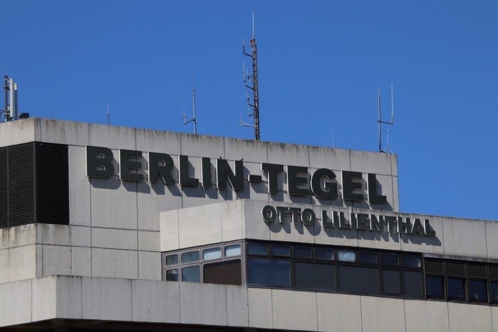Мировая пресса: Берлин, Тегель: центр тестирования открылся с небольшими проблемами