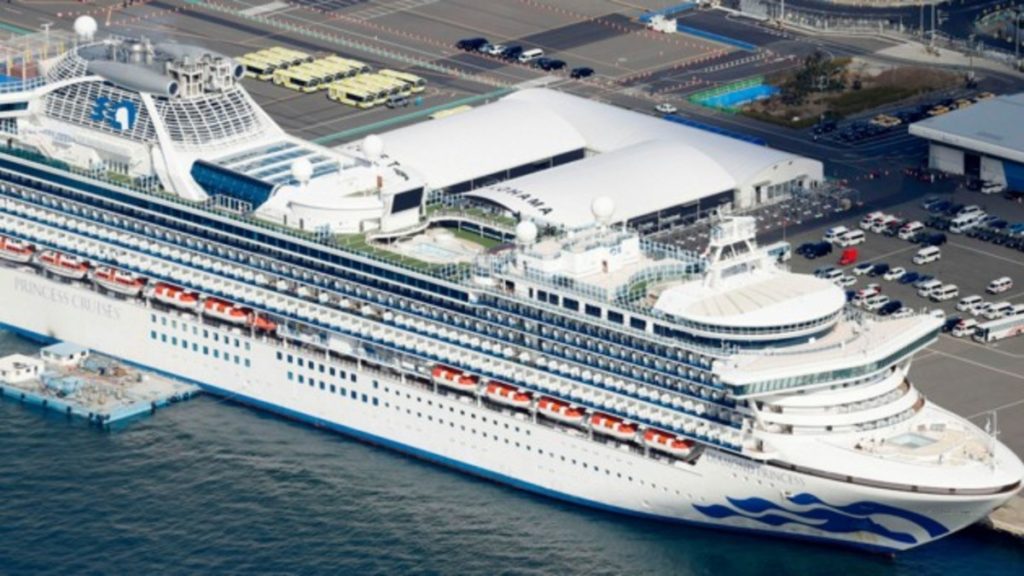 Общество: Коронавирус на корабле Diamond Princess: один пассажир заразил свыше 700 человек
